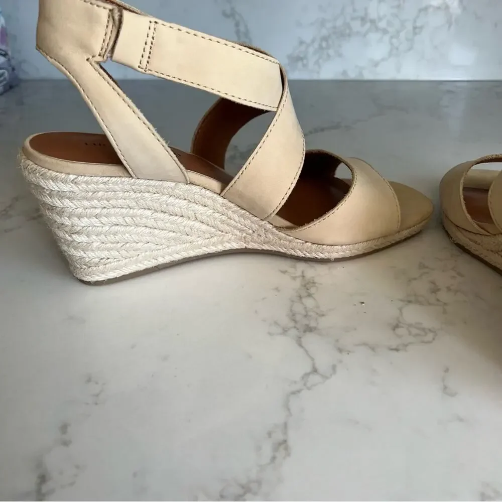 New Lucky Brand Cream Nubuck Srappy Espadrille Wedge Sandals Women’s size 9.5